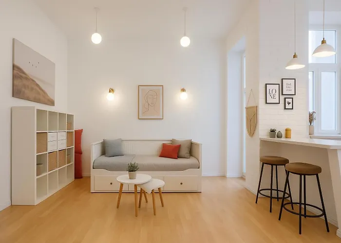 Apartment Maria With Little Hang Out Place Budapest