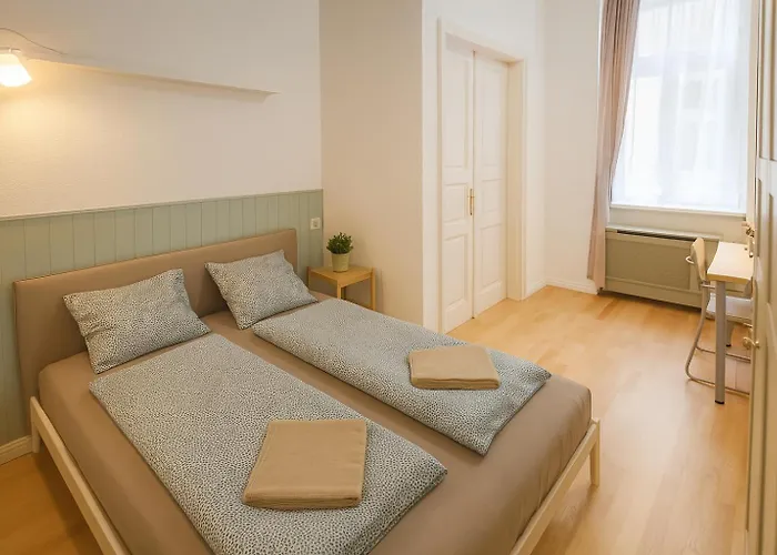 Maria With Little Hang Out Place Apartment Budapest