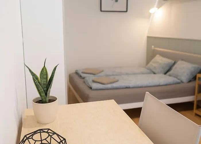Maria With Little Hang Out Place Apartment Budapest